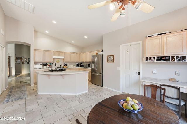 37794 S Skyline Drive, Tucson, AZ 85739