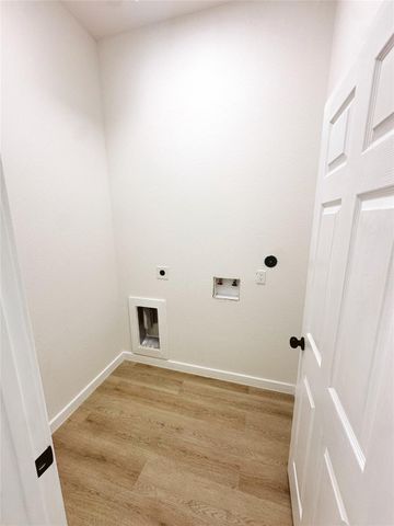 9723 Kerr A-B Street, Houston, TX 77029