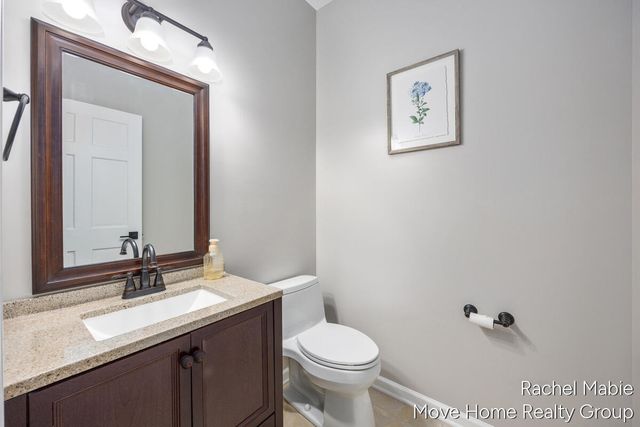 5951 Barcroft Drive SW, Wyoming, MI 49418