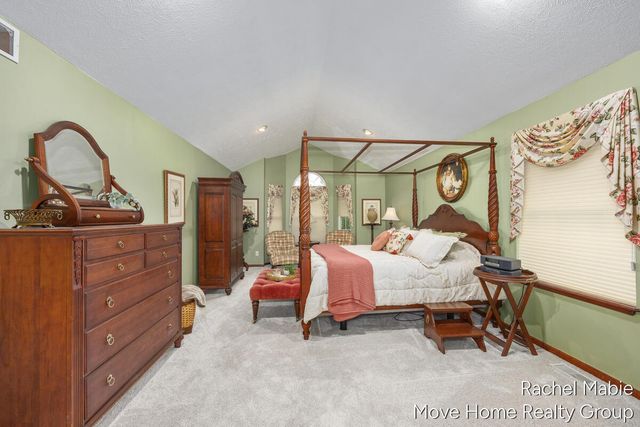 5951 Barcroft Drive SW, Wyoming, MI 49418