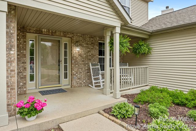 5951 Barcroft Drive SW, Wyoming, MI 49418