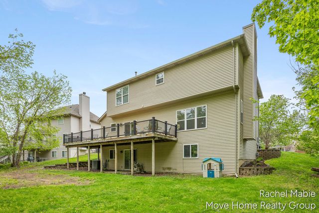 5951 Barcroft Drive SW, Wyoming, MI 49418