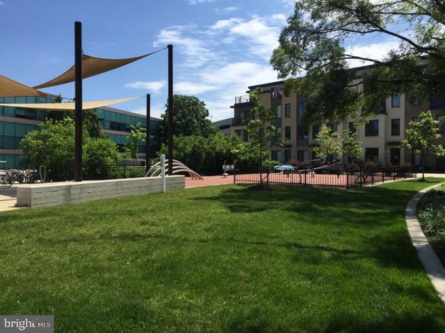 6680 EAMES WAY, Bethesda, MD 20817