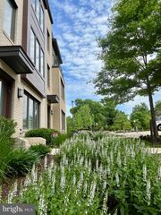 6680 EAMES WAY, Bethesda, MD 20817