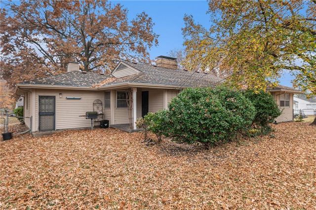 1200 W 86th Street, Kansas City, MO 64114