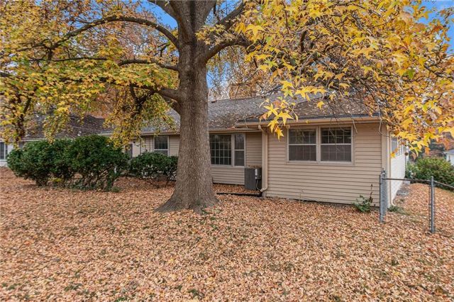 1200 W 86th Street, Kansas City, MO 64114