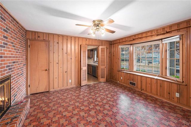 1200 W 86th Street, Kansas City, MO 64114