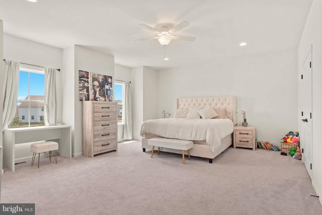 15 PATRICIA DR, Trappe, PA 19426