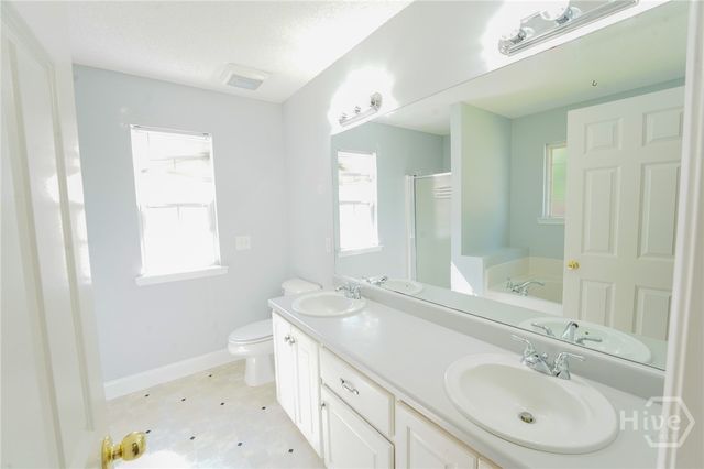 701 Laurel Hill Circle, Richmond Hill, GA 31324