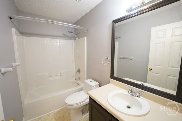 701 Laurel Hill Circle, Richmond Hill, GA 31324