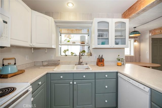 2576 Green Hills, Vista, CA 92084