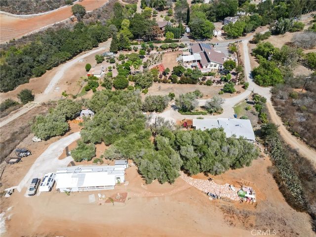 2576 Green Hills, Vista, CA 92084