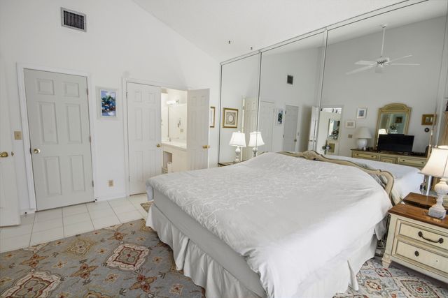 7660 Kings Ride, Boynton Beach, FL 33436