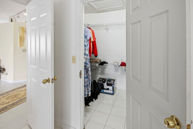 7660 Kings Ride, Boynton Beach, FL 33436