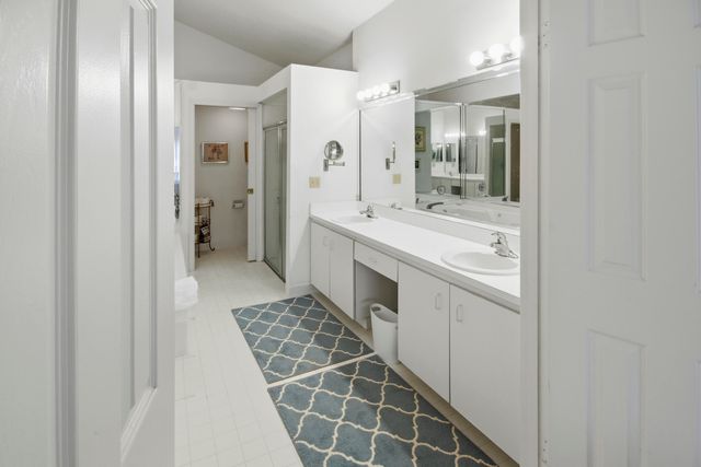 7660 Kings Ride, Boynton Beach, FL 33436