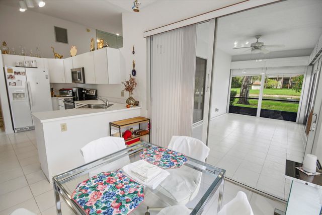 7660 Kings Ride, Boynton Beach, FL 33436