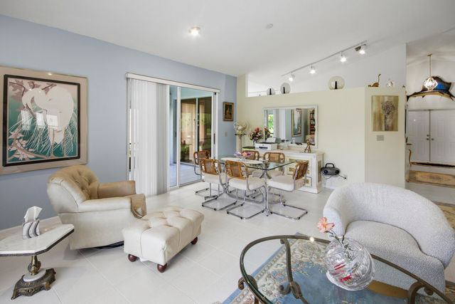 7660 Kings Ride, Boynton Beach, FL 33436