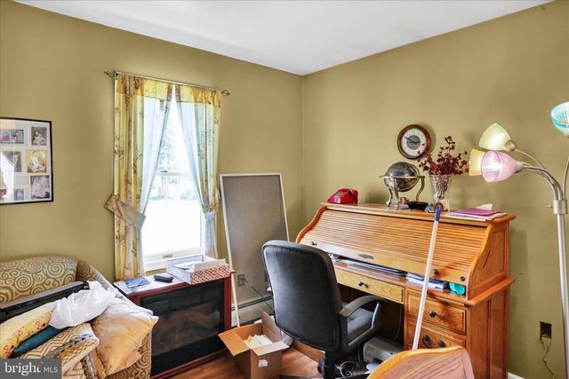 108 HOLLOW RD, Ringtown, PA 17967