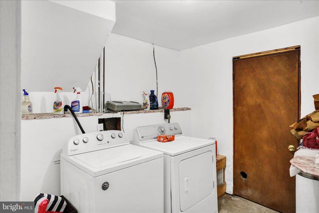 108 HOLLOW RD, Ringtown, PA 17967