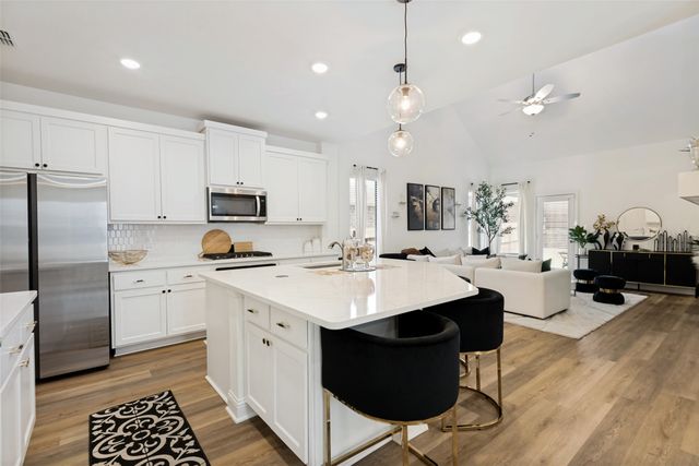 3906 Belleview Place, Crandall, TX 75114