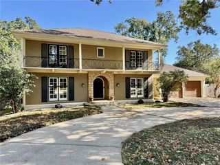 8417 Nall Avenue, Prairie Village, KS 66207