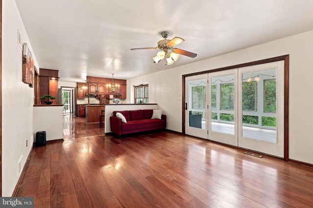 226 DOGWOOD DR, Elizabethtown, PA 17022