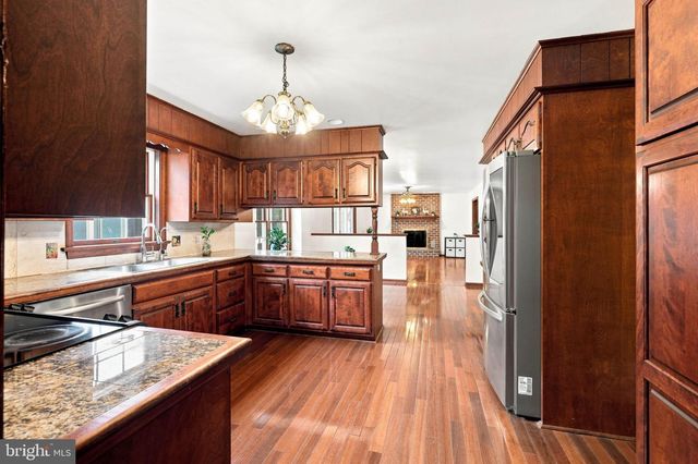 226 DOGWOOD DR, Elizabethtown, PA 17022