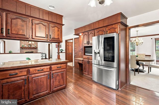 226 DOGWOOD DR, Elizabethtown, PA 17022