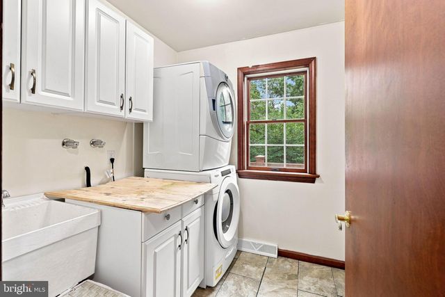 226 DOGWOOD DR, Elizabethtown, PA 17022