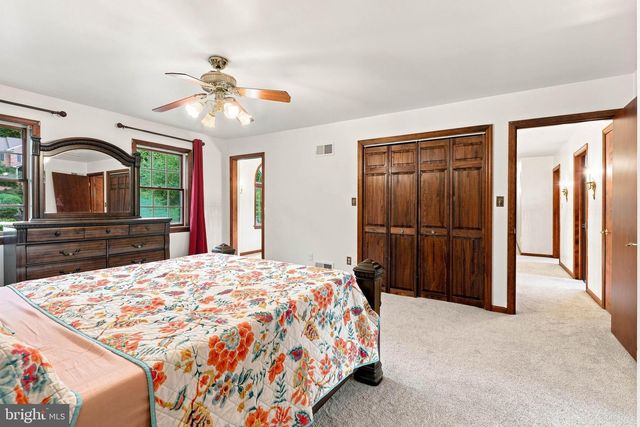 226 DOGWOOD DR, Elizabethtown, PA 17022