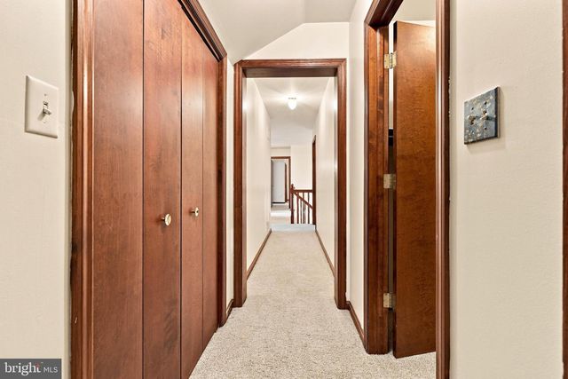 226 DOGWOOD DR, Elizabethtown, PA 17022