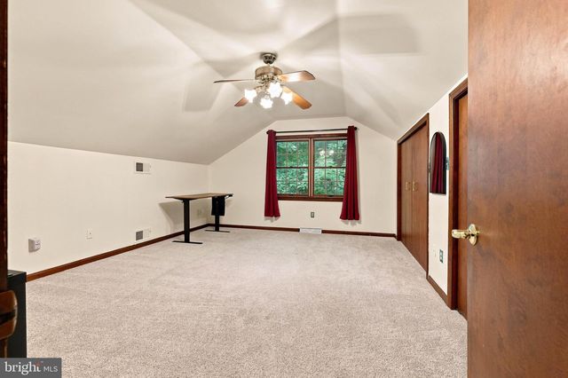 226 DOGWOOD DR, Elizabethtown, PA 17022