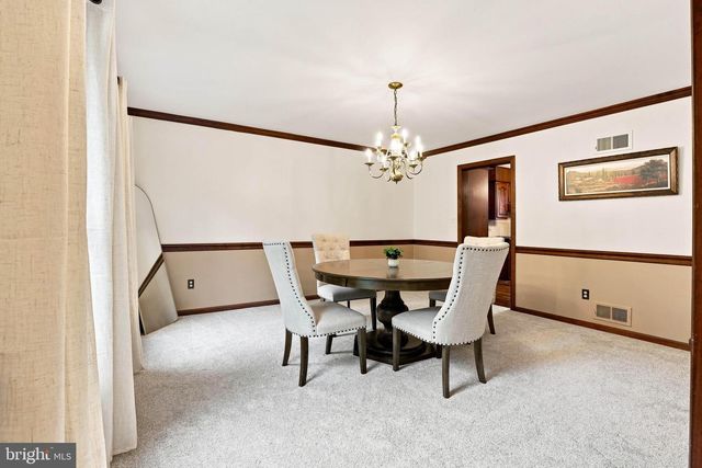 226 DOGWOOD DR, Elizabethtown, PA 17022