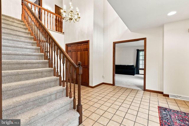 226 DOGWOOD DR, Elizabethtown, PA 17022