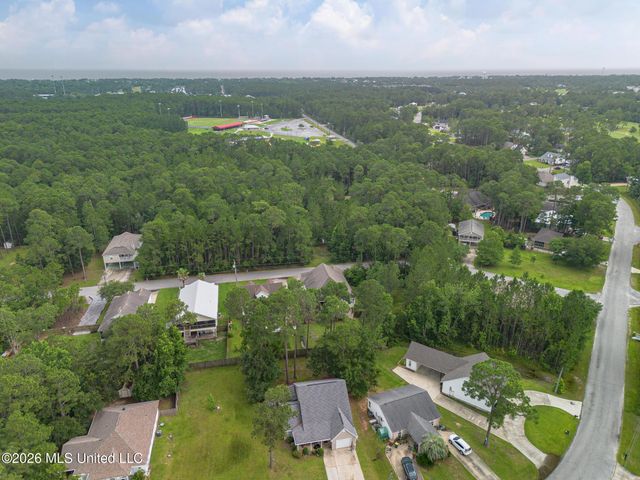 492 Royal Oak Drive, Pass Christian, MS 39571