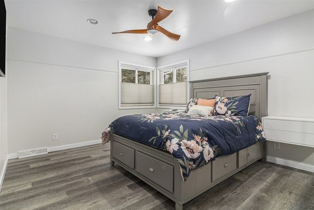 5776 Leisure S Drive, Grand Rapids, MI 49548