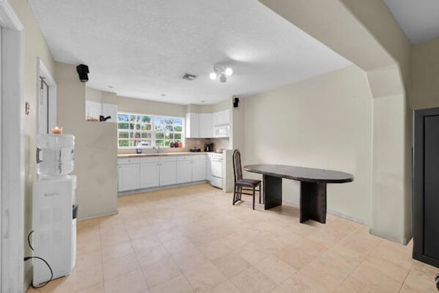 15921 80TH Lane N, Loxahatchee, FL 33470