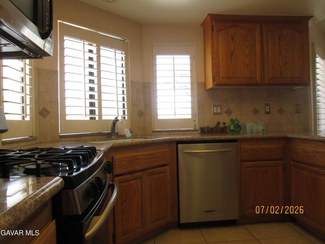 4745 Grandview Drive, Palmdale, CA 93551