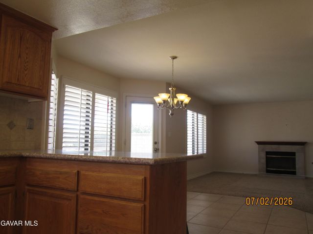4745 Grandview Drive, Palmdale, CA 93551