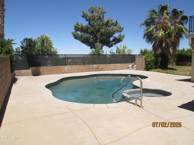 4745 Grandview Drive, Palmdale, CA 93551