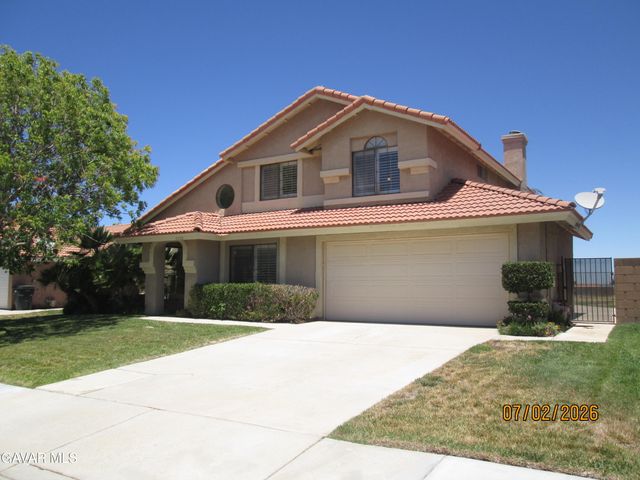 4745 Grandview Drive, Palmdale, CA 93551