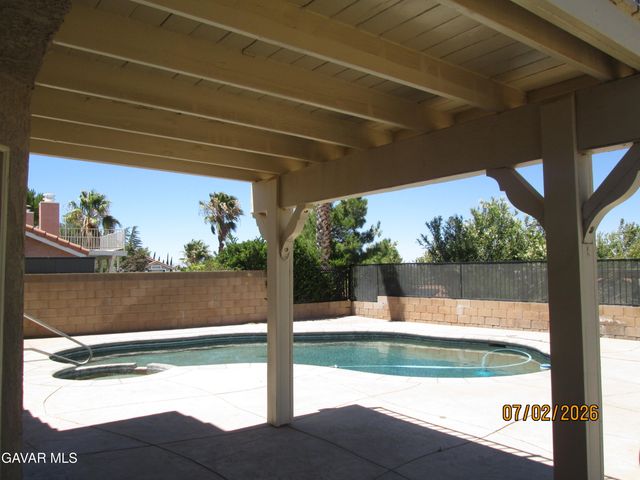 4745 Grandview Drive, Palmdale, CA 93551