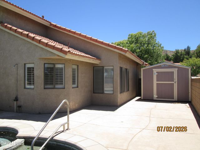 4745 Grandview Drive, Palmdale, CA 93551