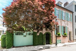 8 Orange Street, Charleston, SC 29401