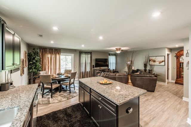 194 Carothers Way, White House, TN 37188