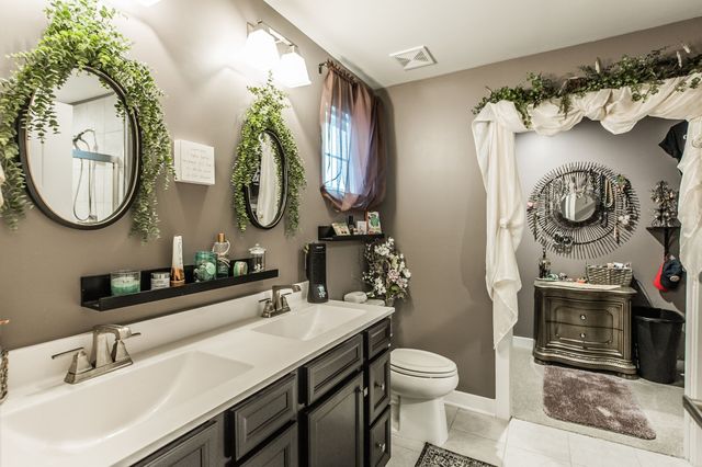 194 Carothers Way, White House, TN 37188