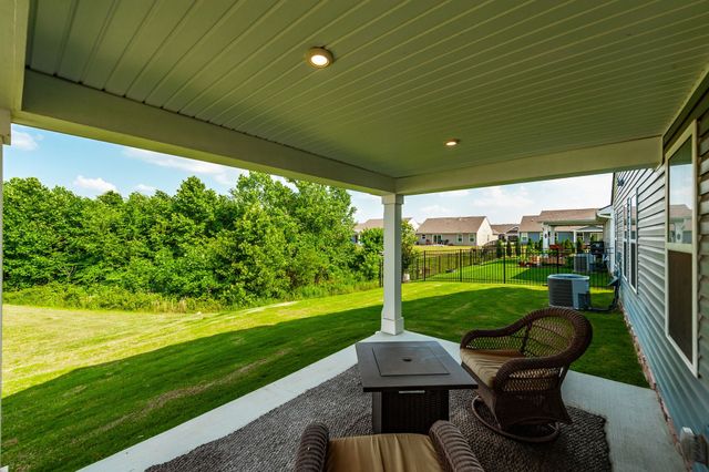 194 Carothers Way, White House, TN 37188