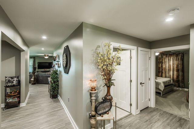 194 Carothers Way, White House, TN 37188