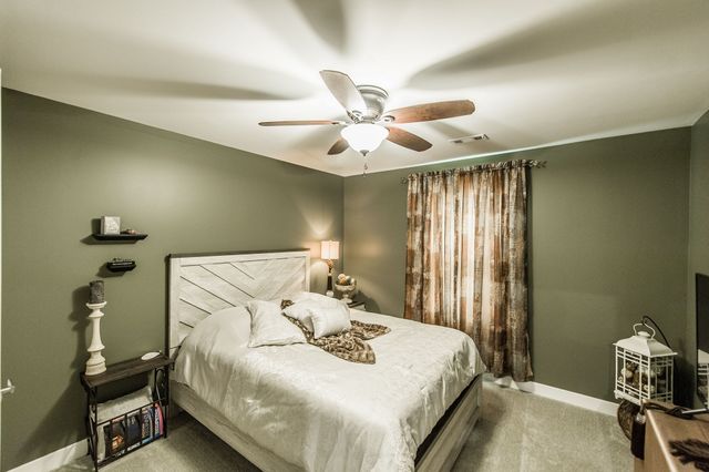 194 Carothers Way, White House, TN 37188