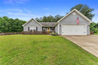 105 Sweet Farm Road, Anderson, SC 29621